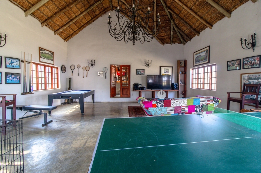8 Bedroom Property for Sale in Oranjeville Free State